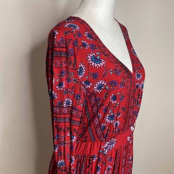 Cottagecore Elegant Red Floral Maxi Dress - Picture 3 of 7